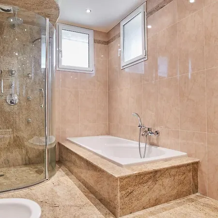 Casa Rosetta A C Avec Piscine & Jacuzzi -vallauris Villa *